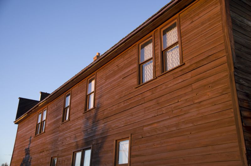 Wood Plank Siding Installation in Sumner County, TN